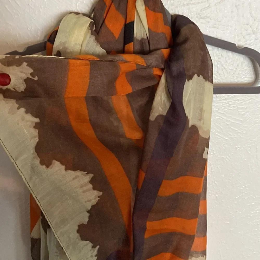 Scarf 100% viscose NWOT large size